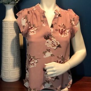 Sleeveless floral tank. Size Small